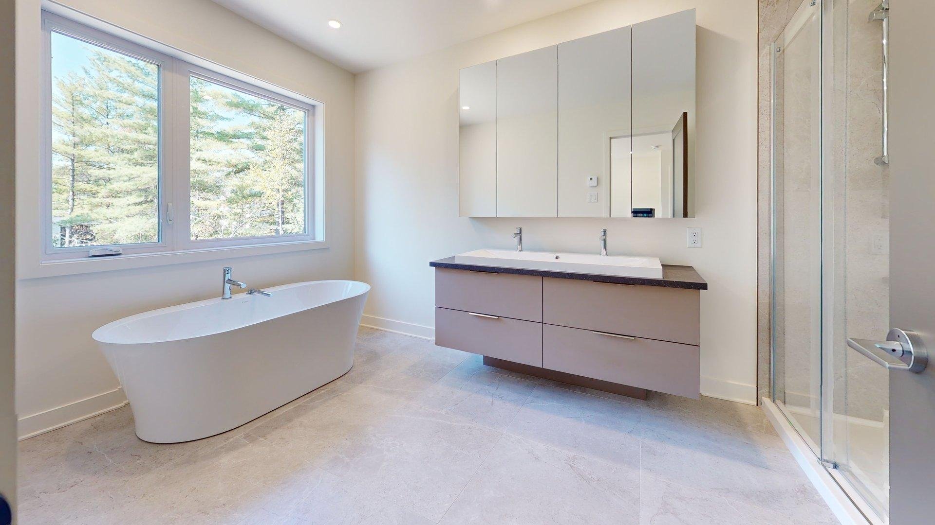 Salle de bains attenante à la CCP