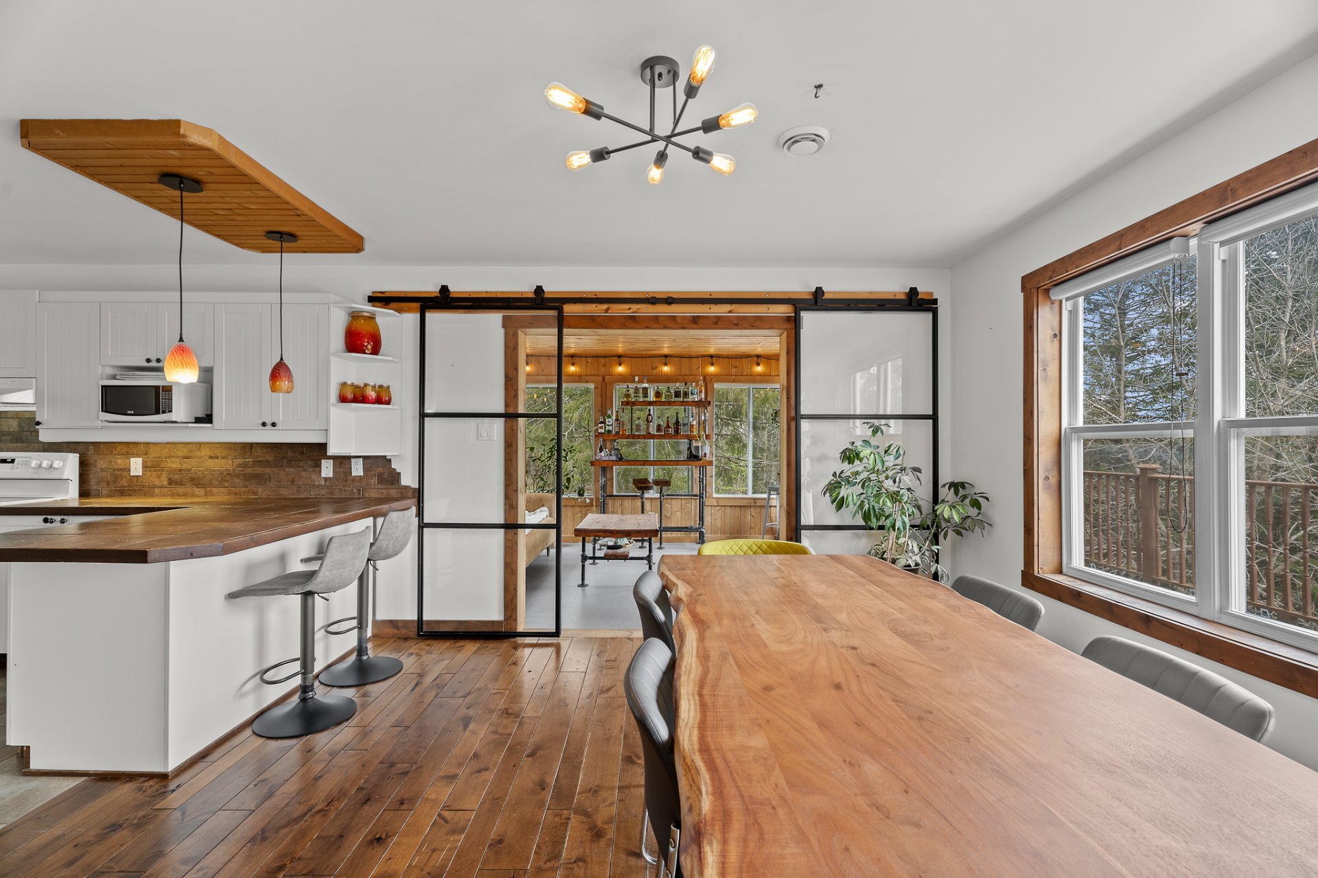 Photo - Salle à manger