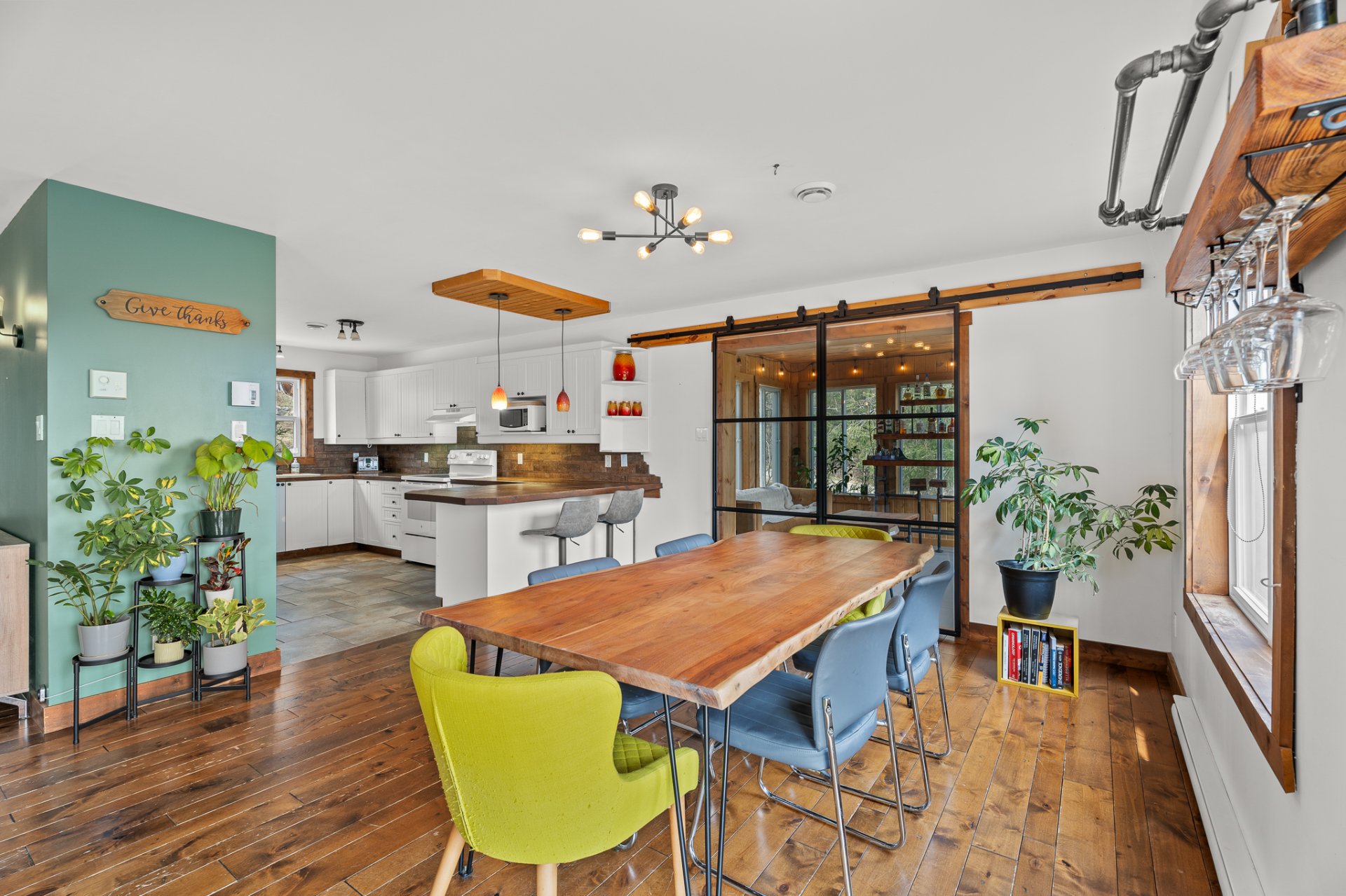 Photo - Salle à manger