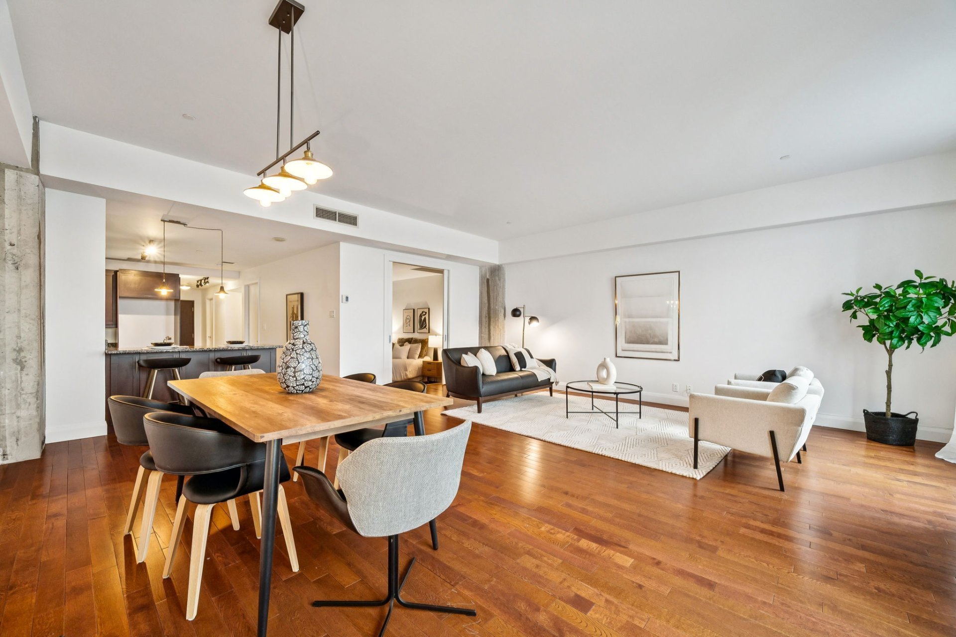 Photo - Overall View