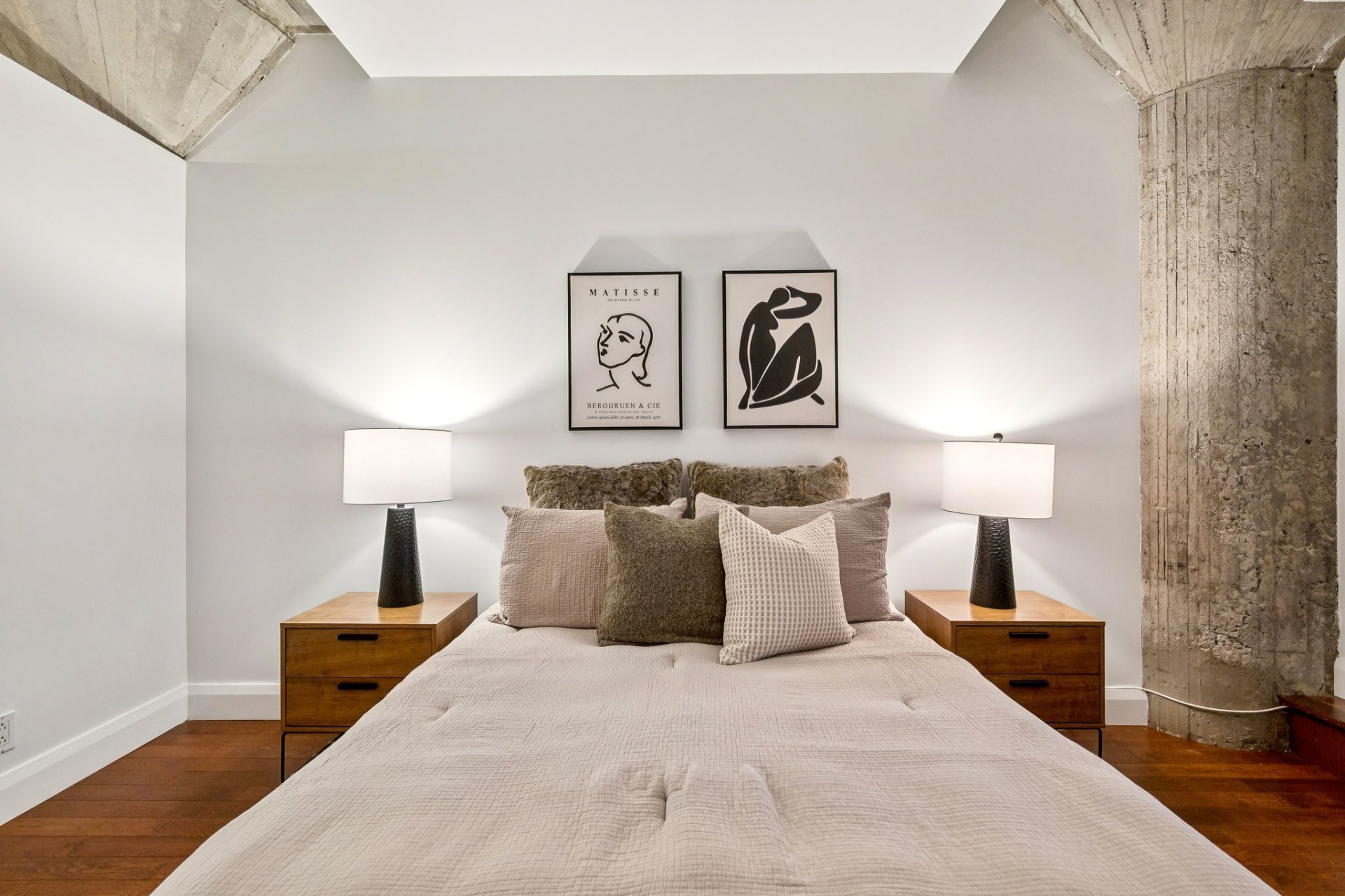 Photo - Primary bedroom