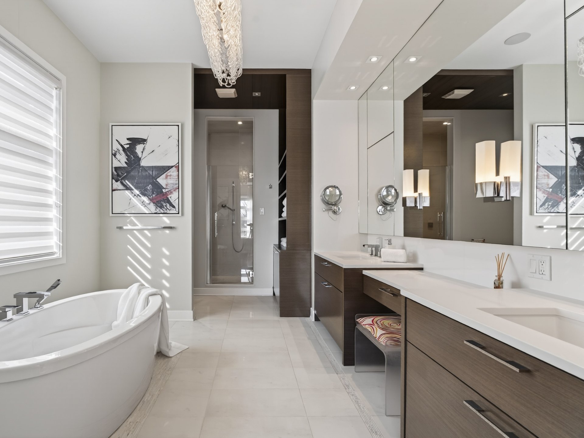 Photo - Salle de bains attenante à la CCP