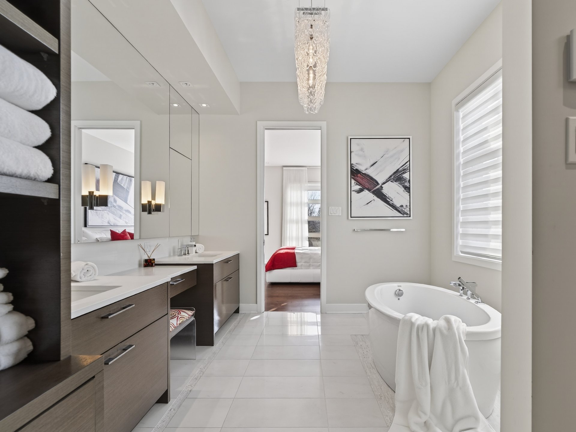 Photo - Salle de bains attenante à la CCP