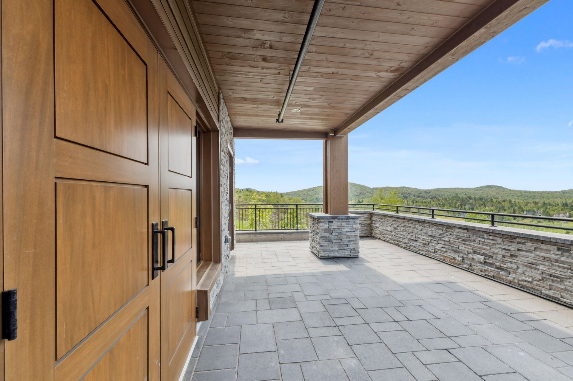 Photo - Exterior entrance