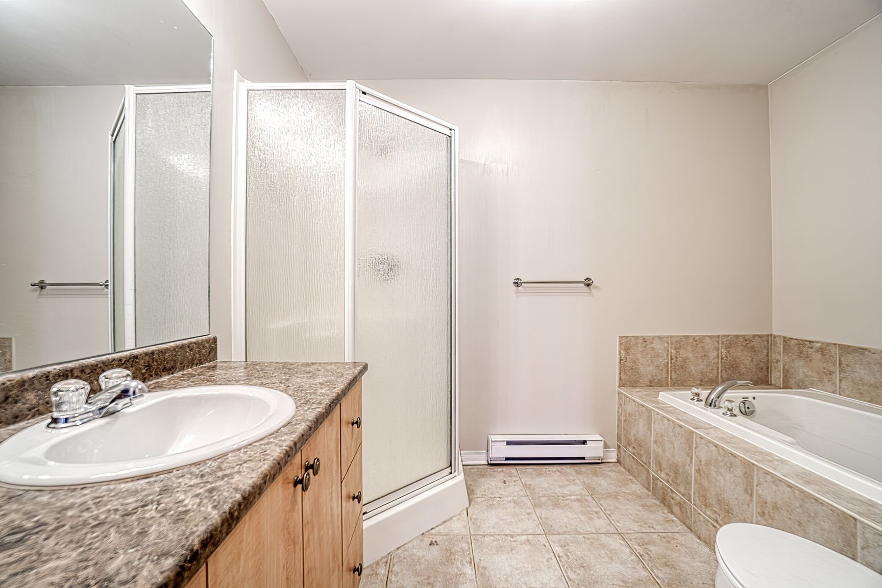 Salle de bains attenante à la CCP