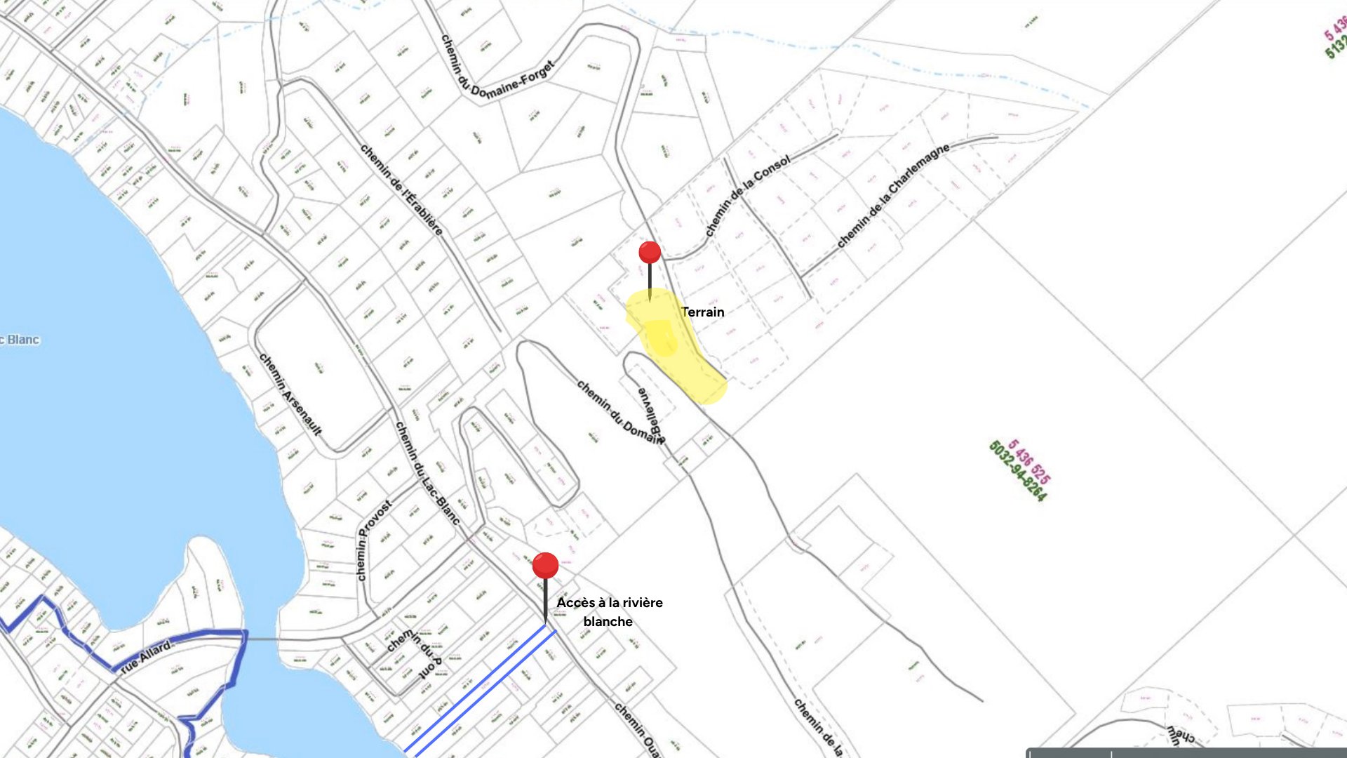 Accès au plan d'eau