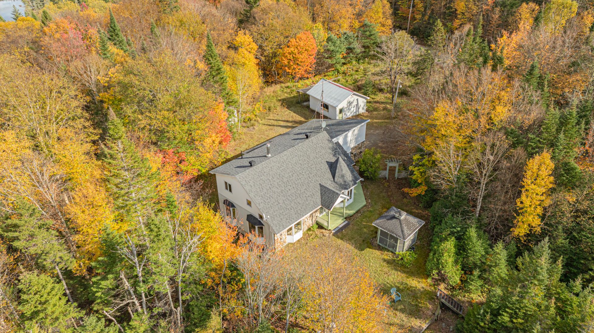 Photo - Overall View