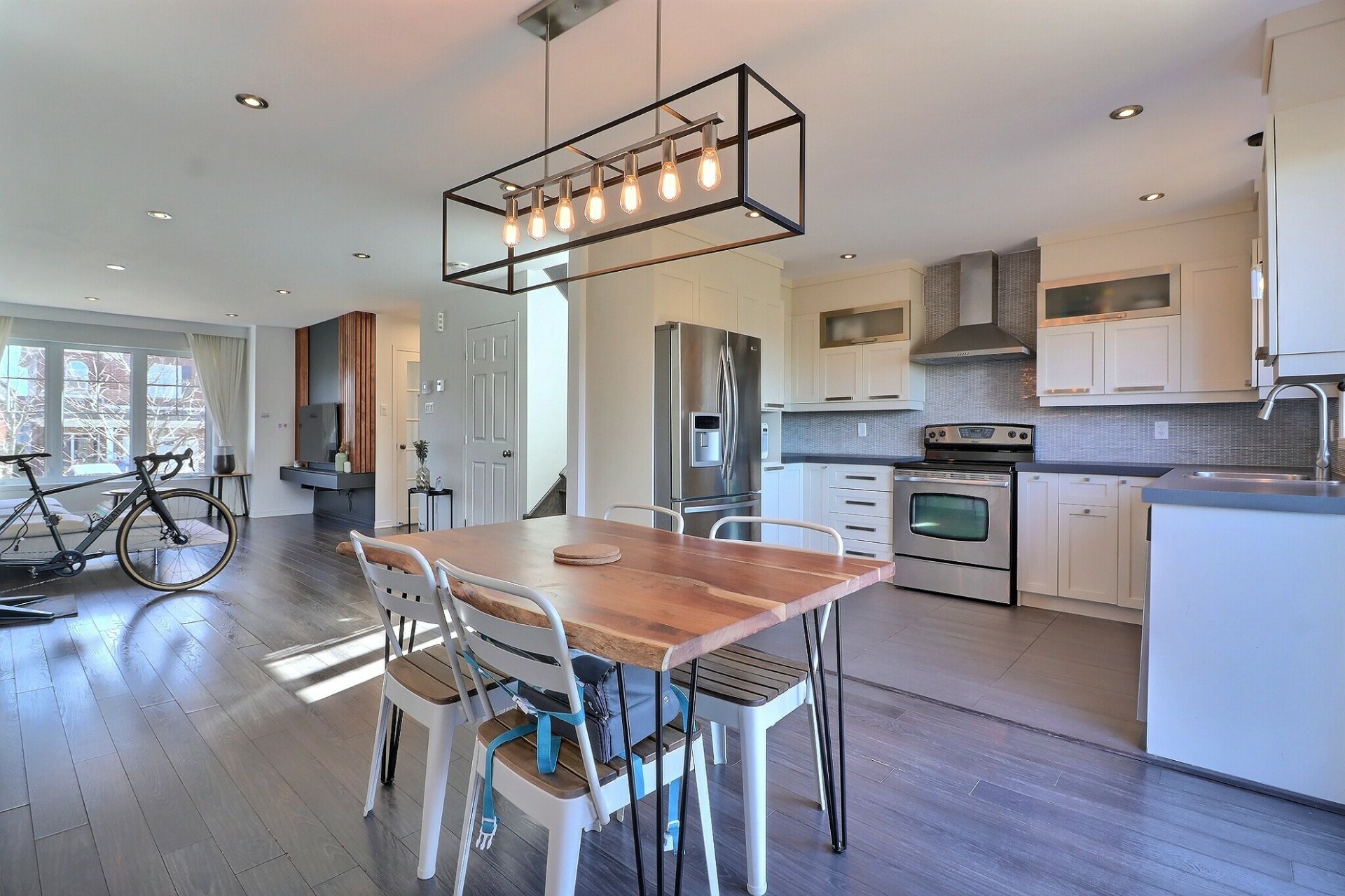 Photo - Salle à manger