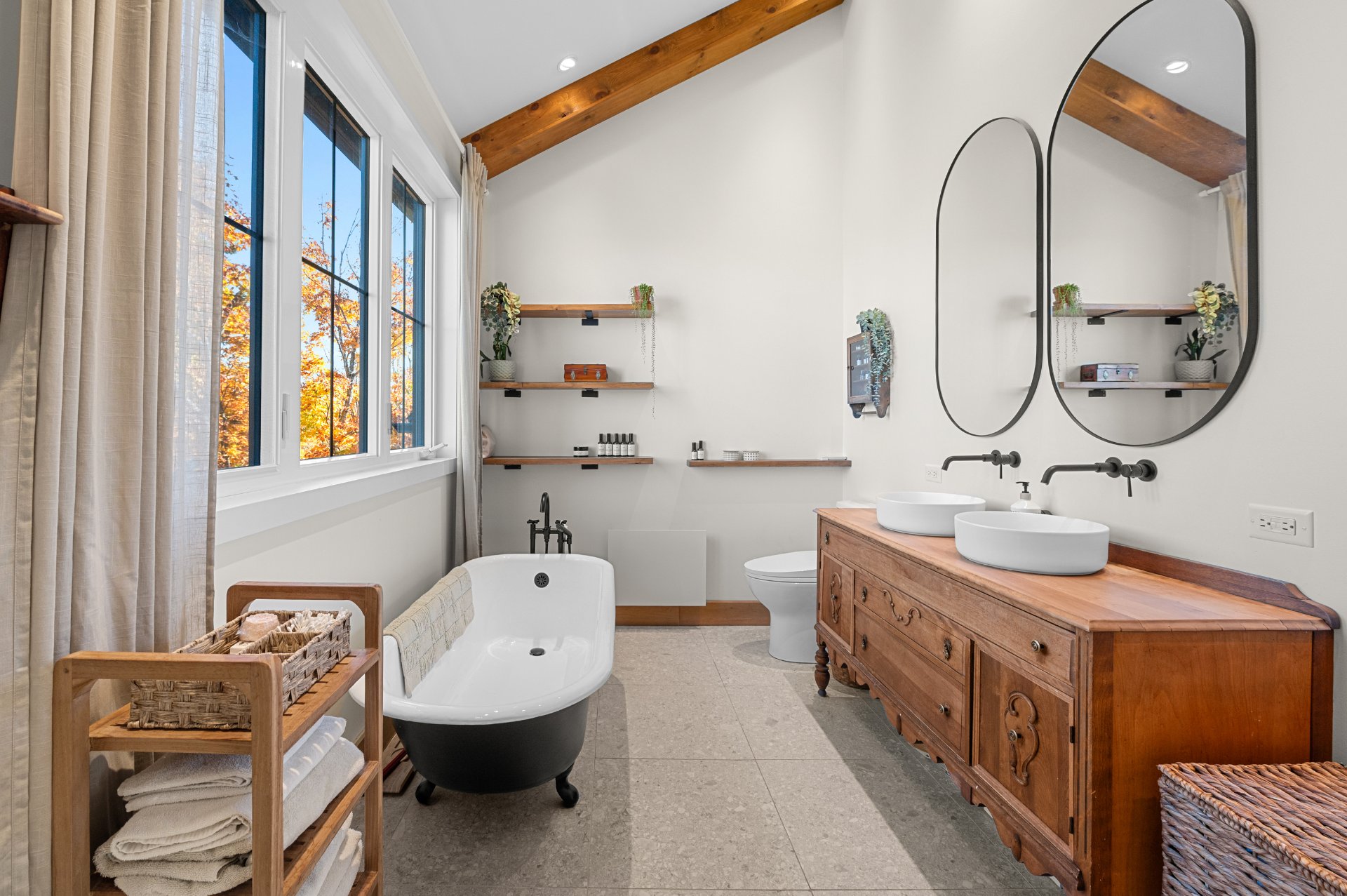 Photo - Salle de bains attenante à la CCP