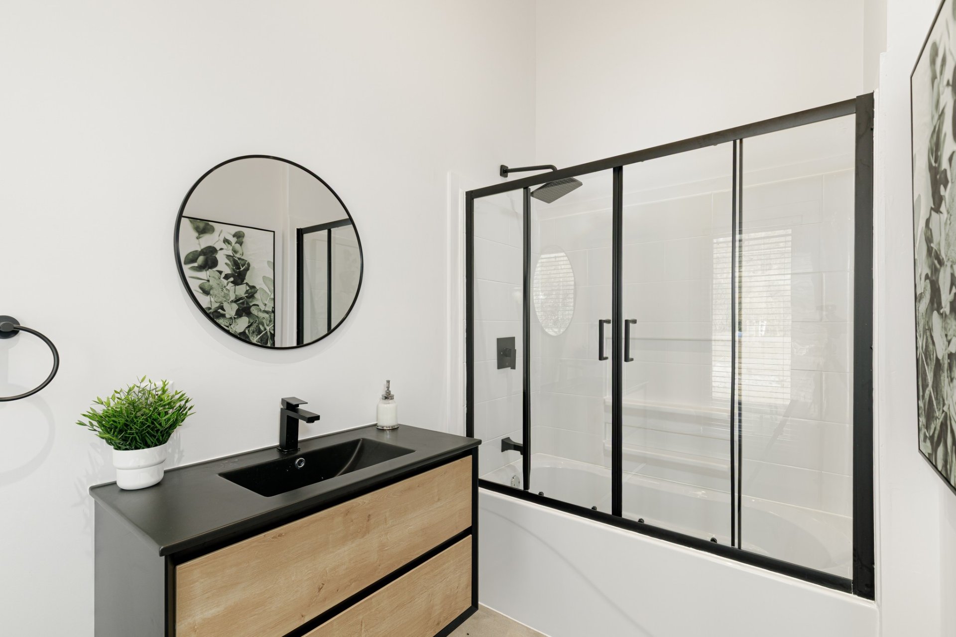 Salle de bains attenante à la CCP