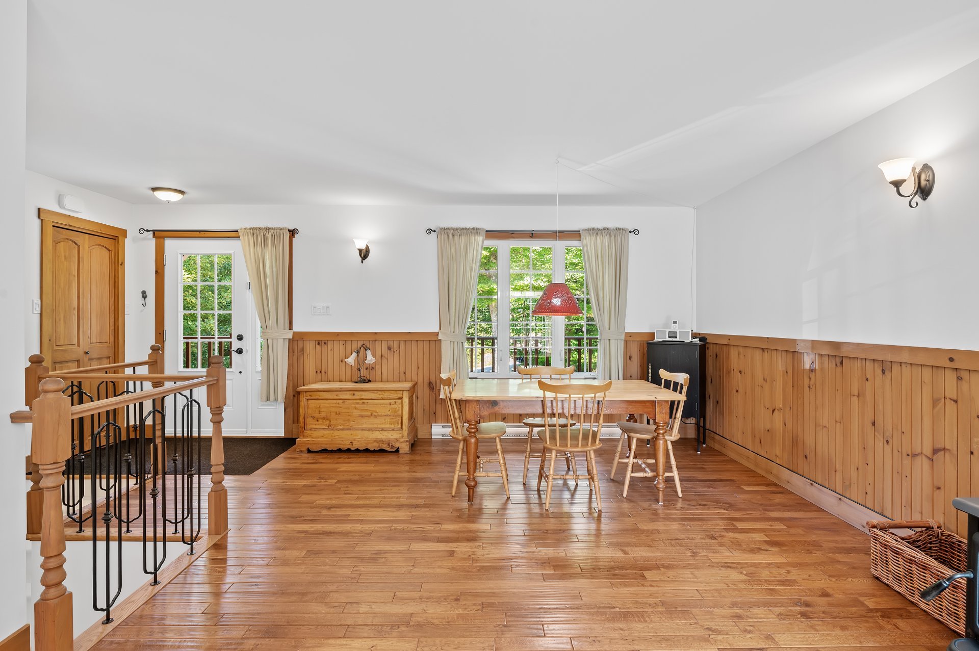 Photo - Salle à manger