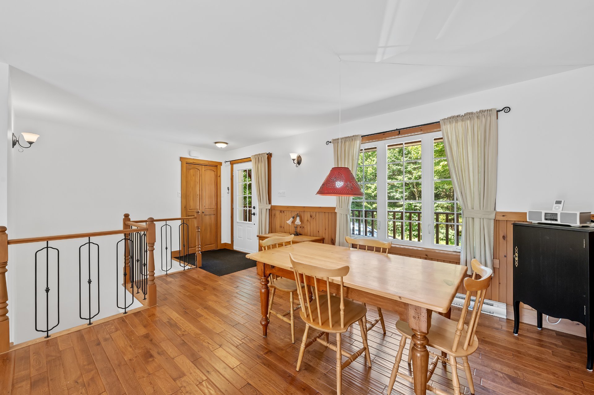 Photo - Salle à manger