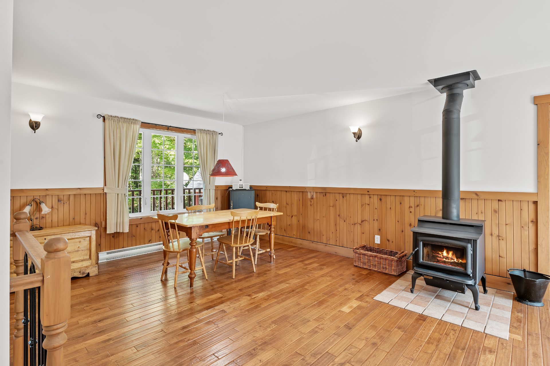 Photo - Salle à manger