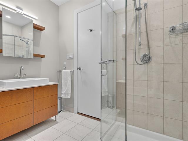 Salle de bains attenante à la CCP