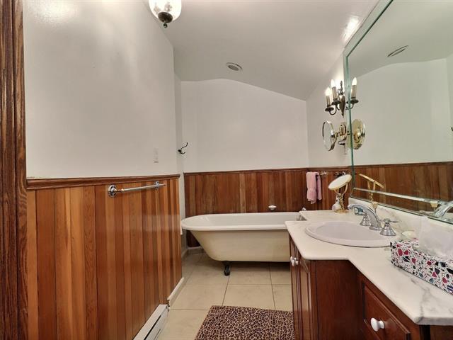 Salle de bains attenante à la CCP