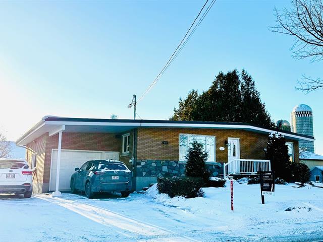 house for sale Saint-Dominique