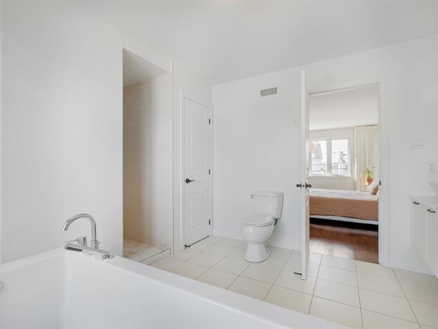 Salle de bains attenante à la CCP