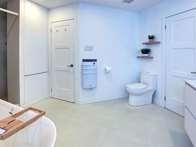 Salle de bains attenante à la CCP