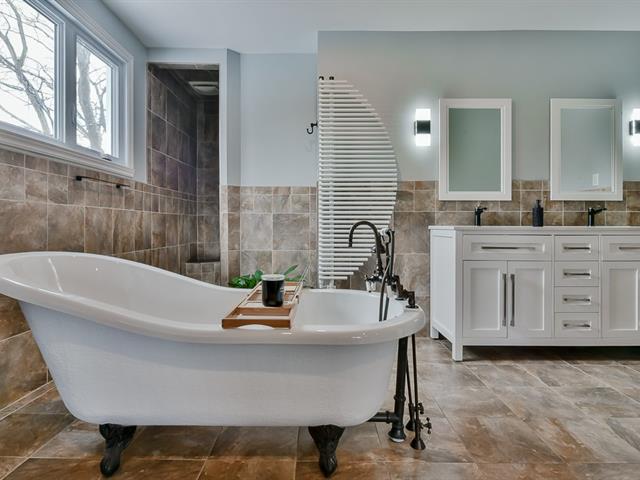 Salle de bains attenante à la CCP