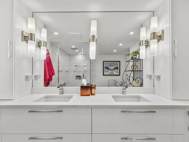 Salle de bains attenante à la CCP