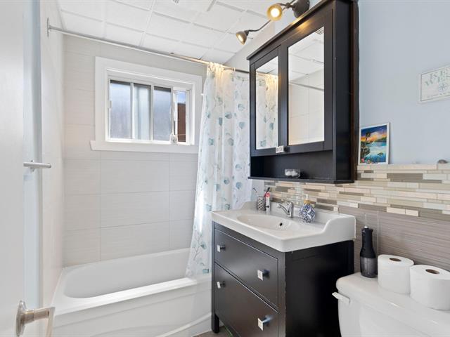 Revenue property sold, Montréal (Mercier/Hochelaga-Maisonneuve)