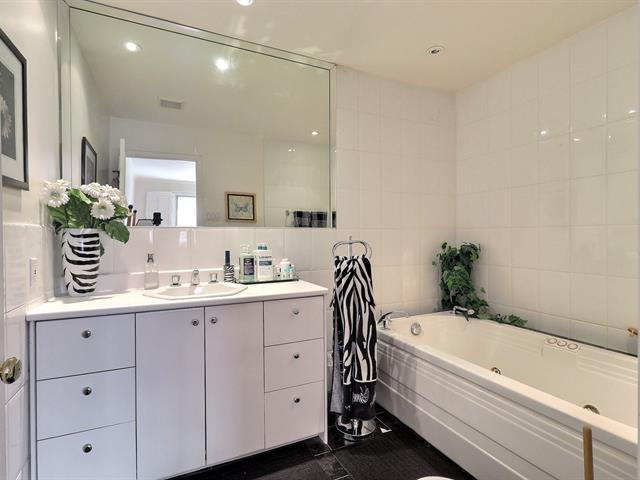 Salle de bains attenante à la CCP