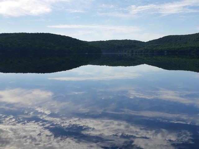 Accès au plan d'eau
