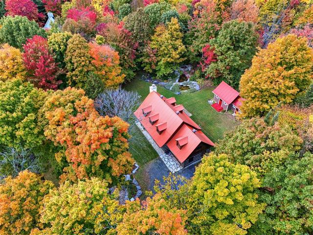 house for sale Sainte-Anne-des-Lacs