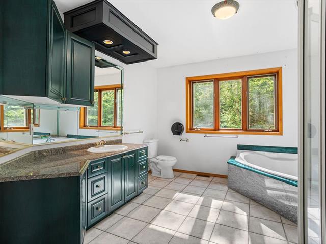 Salle de bains attenante à la CCP