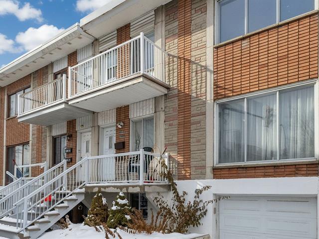 Duplex vendu, Montréal (Saint-Laurent)