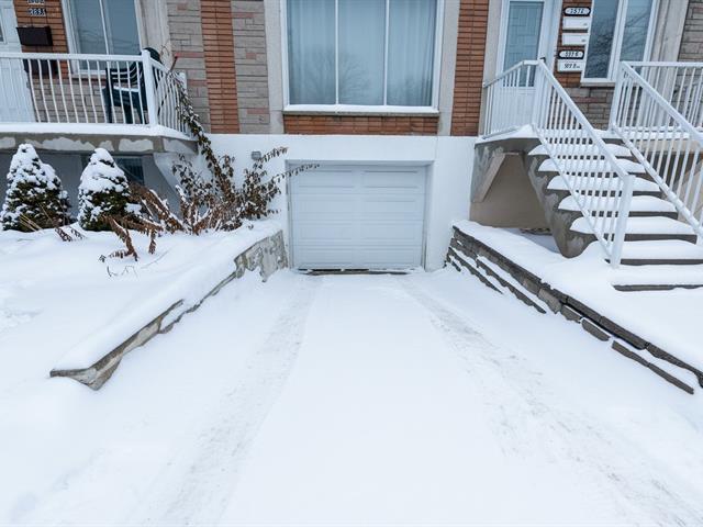 Duplex vendu, Montréal (Saint-Laurent)