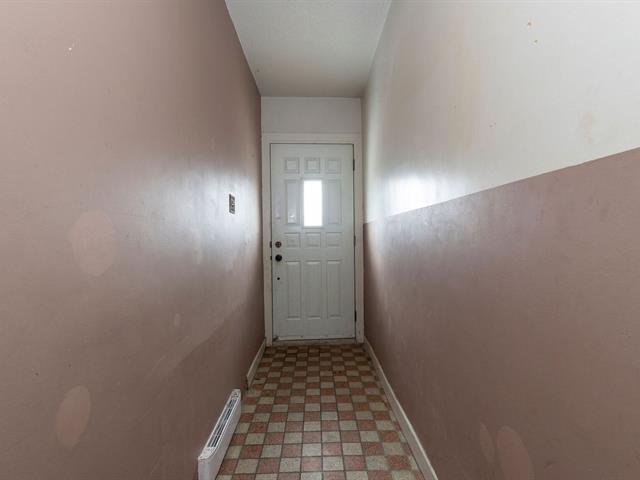 Duplex vendu, Montréal (Saint-Laurent)