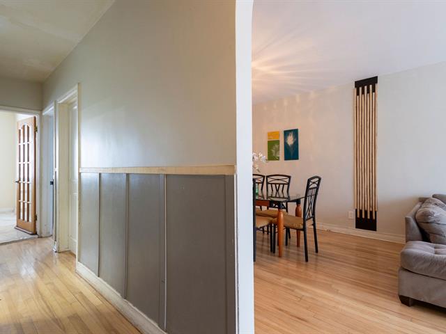 Duplex vendu, Montréal (Saint-Laurent)