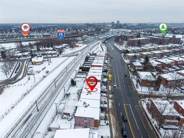 Duplex vendu, Montréal (Saint-Laurent)