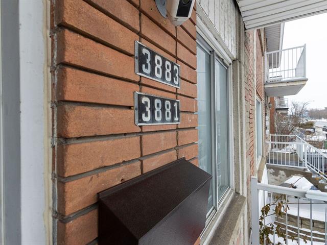 Duplex vendu, Montréal (Saint-Laurent)