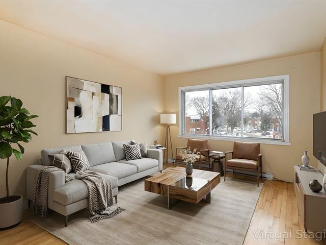 Duplex vendu, Montréal (Saint-Laurent)