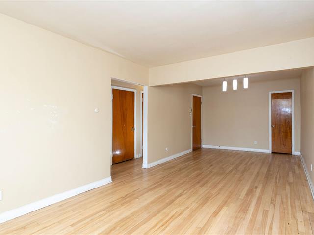 Duplex vendu, Montréal (Saint-Laurent)