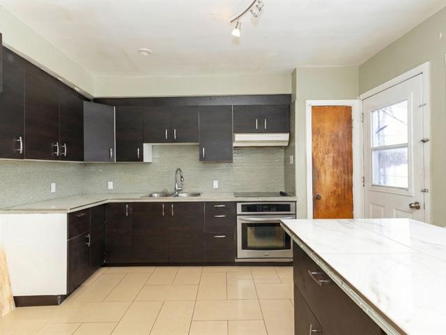 Duplex vendu, Montréal (Saint-Laurent)