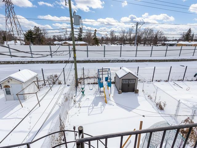 Duplex vendu, Montréal (Saint-Laurent)