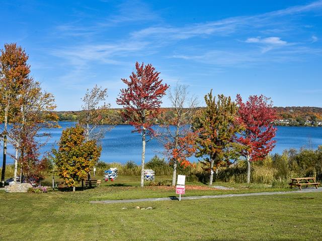 Accès au plan d'eau