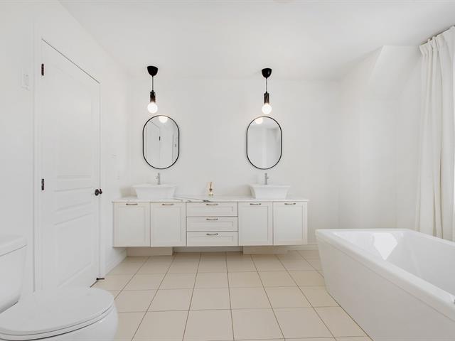 Salle de bains attenante à la CCP