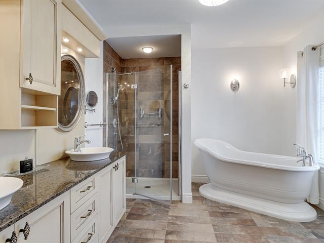 Salle de bains attenante à la CCP