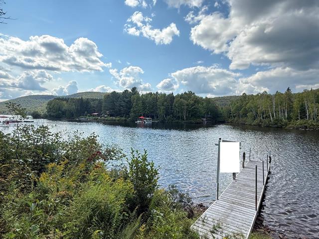 Accès au plan d'eau