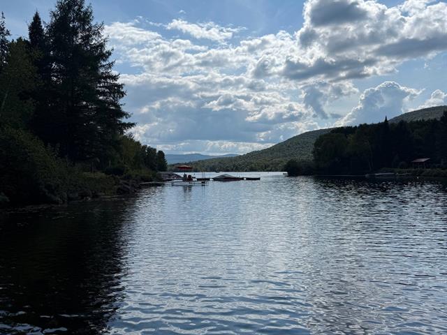 Accès au plan d'eau