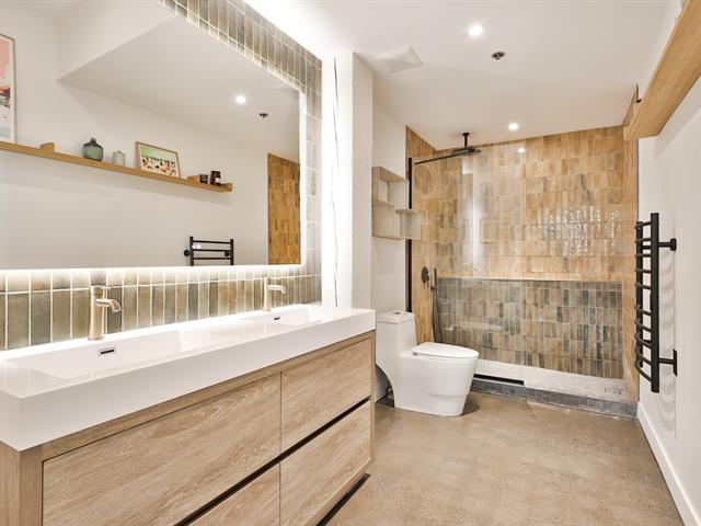 Salle de bains attenante à la CCP