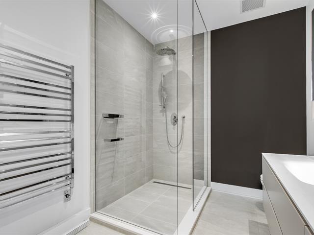 Salle de bains attenante à la CCP