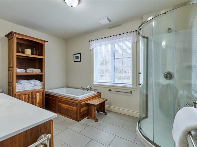 Salle de bains attenante à la CCP