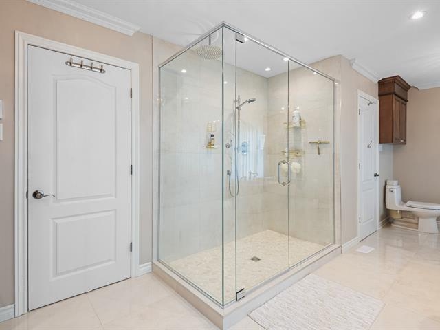 Salle de bains attenante à la CCP