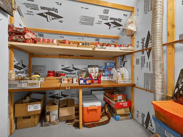 Cave/ chambre froide