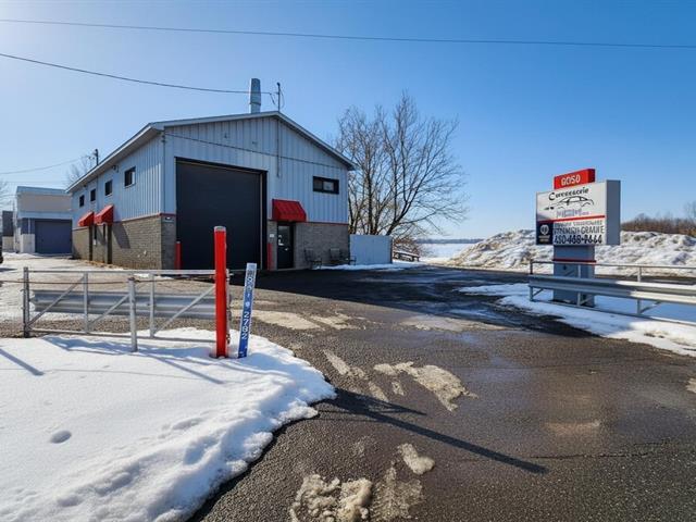 house for sale Longueuil (Saint-Hubert)